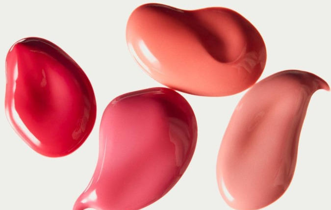 LIP GLOSS, LIP OIL, LIP BALM E LIP TINT – ENTENDA AS DIFERENÇAS